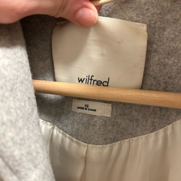 Wilfred - The Cocoon Coat - Picture 2 of 5